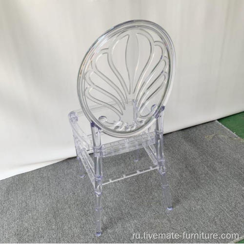 Свадебные пластиковые стулья и столы